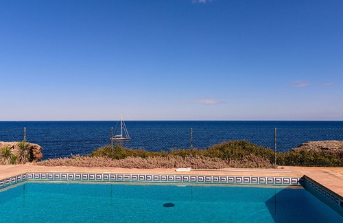 Cala d'Or Chalet De Esquí | Can Pujades, villa sobre acantilado rodeada de playas