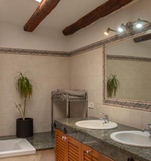 Boadella i les Escaules Casa | Can Riqué