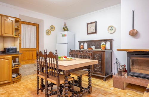 Moscari Villa | CAN SALVADOR - Villa con piscina privada en Moscari. WiFi Gratis