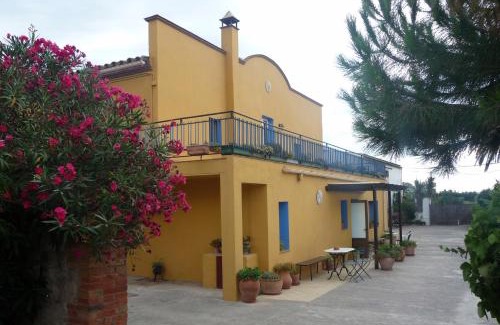 Vilamacolum Cama Y Desayuno | Can Selleretas