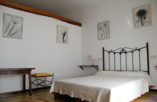 Vilamacolum Cama Y Desayuno | Can Selleretas