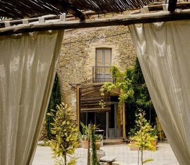 Sant Jordi Desvalls Apartamento | CAN TAT, Loft in a old coach house
