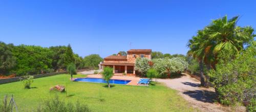 Campos Villa | Can Toni