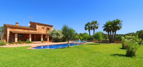 Campos Villa | Can Toni
