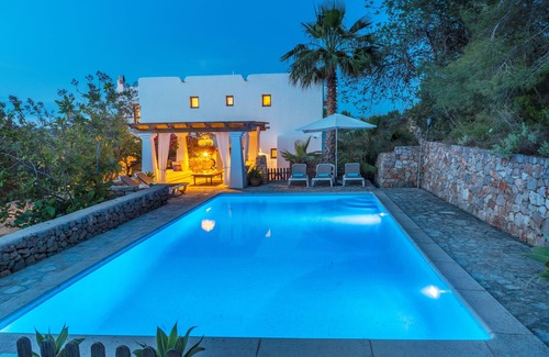 Santa Eulalia del Río Casa | GRAN CASA IBICENCA CON PISCINA - NATURALEZA, RELAX Y PRIVACIDAD