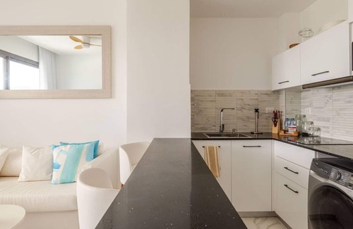 Bavaro Apartamento | Cana Rock Star Condo Hotel