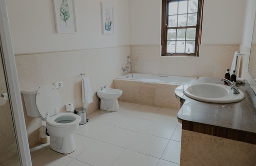 Paarl Casa | CANA Vineyard Guesthouse