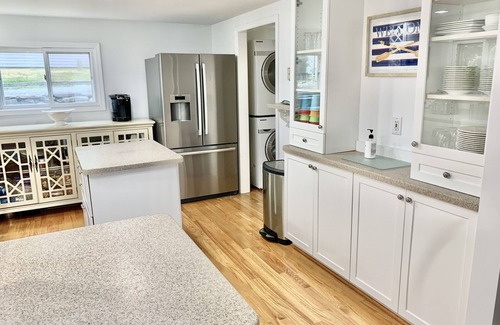 Canandaigua Casa | Canadaigua Lake Sunset Oasis: Private Beach, Family Fun Wineries, CMAC, Shopping