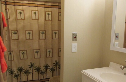 Grenelefe Condominio | ++Canadian Owned Condo! Book Early to avoid disappointment!