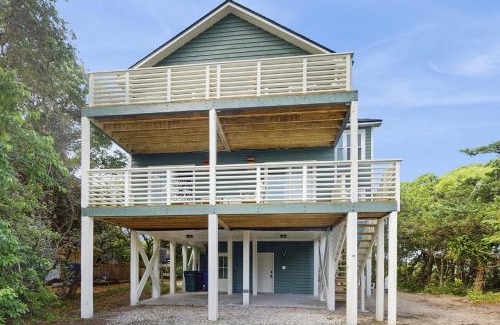 Topsail Beach Casa | Canady Cottage