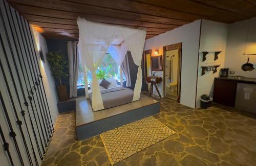 Playa Santa Teresa Hotel | Canaima Chill House