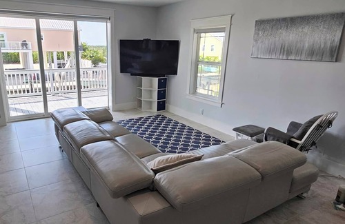 Sugarloaf Shores Casa | Canal Front 3-bedroom house in Sugarloaf Key