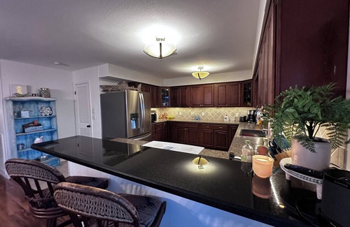 Galveston Casa | Canal-Front Fishing & Beach Home -Large Kitchen and Outdoor Spaces - Sleeps 10+