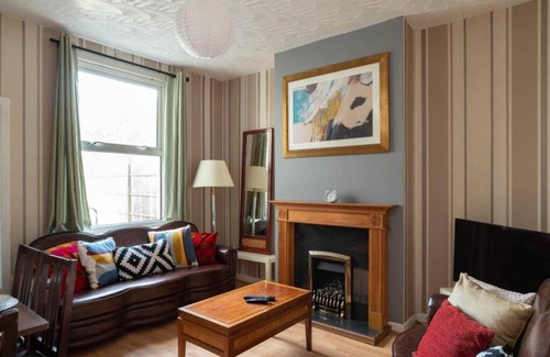 Birmingham Casa | Canal House (Birmingham)