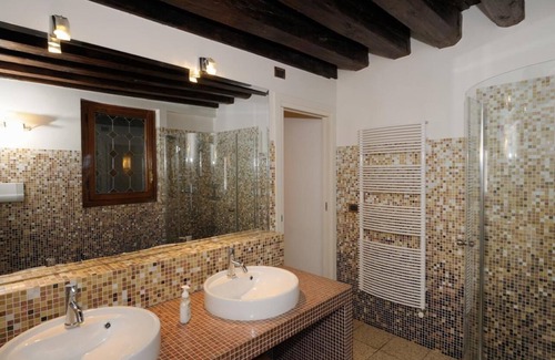 Santa Croce Hotel | Canal Riva Di Biasio