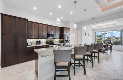 Pelican Casa | Canal View 4-BR Getaway w/ PVT Pool in Cape Coral