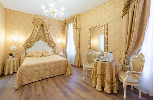 San Marco Casa | Canal View San Marco Luxury Rooms