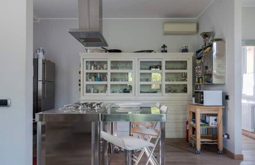Molina Apartamento | Canal Views and a Secret Garden in Giudecca