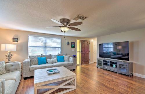 Hudson Beach Estates Casa | Canalfront Home with Dock and Access to Gulf of Mexico