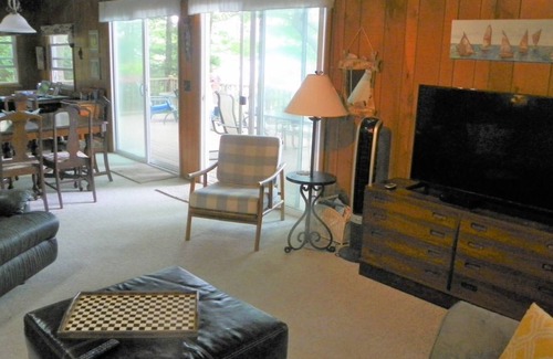 Rushville Cabaña | Canandaigua Lake Cottage en el bosque