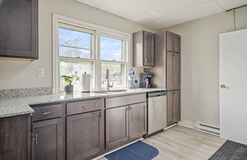 Canandaigua Casa | Canandaigua Efficiency Apt | FLX Wineries