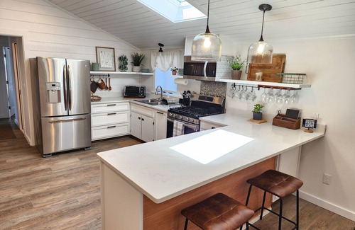 Holcomb Cabaña | Canandaigua Lake Cottage