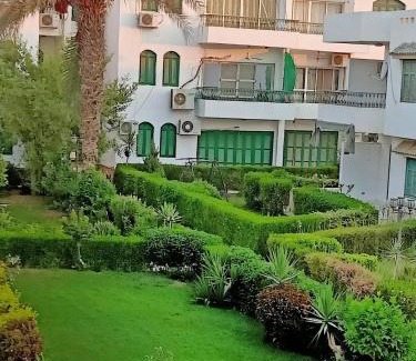 Shurtah al-Dakhlah Chalet De Esquí | Canary beach reasort