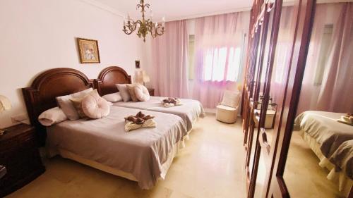 Los Cristianos Apartamento | Canary Garden Sea Views by Deihu Experiences