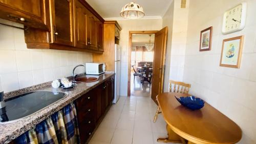 Los Cristianos Apartamento | Canary Garden Sea Views by Deihu Experiences