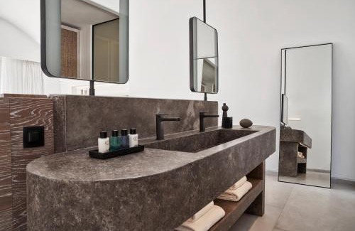 Oia Hotel | Canaves Epitome - Small Luxury Hotels of the World