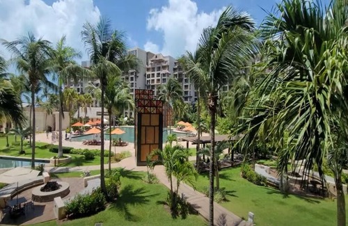 Puerto Juárez Apartamento | Cancún Resort 2-BR Suite · Sleeps 6 · Luxury Amenities & Pools