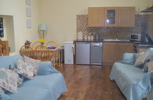 Yarwell Cabaña | Candlelight Cottage - Modificada Capilla 2 Cama Gite Holiday Cottage