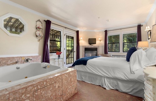 Browns Valley Cama Y Desayuno | Candlelight Inn Napa Valley