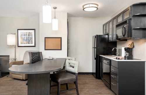 Durham Hotel | Candlewood Suites Durham by IHG