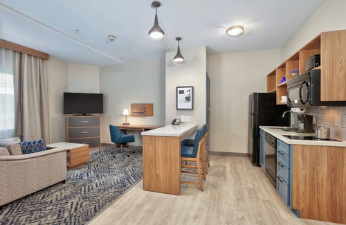 Idaho Falls Hotel | Candlewood Suites Idaho Falls by IHG