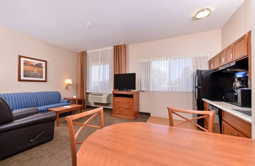 Mission Valley West Hotel | Candlewood Suites San Diego by IHG