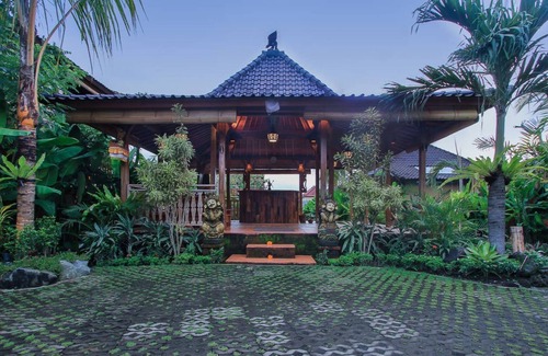 Sayan Villa | Candy Beautiful Villa de dos dormitorios con piscina