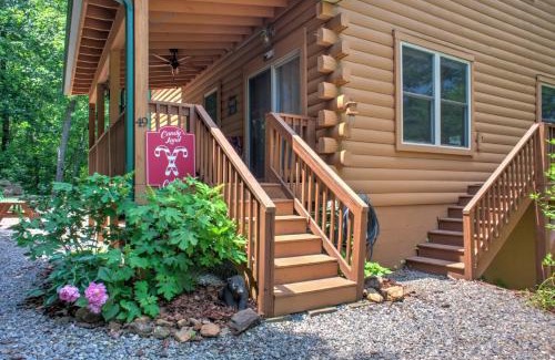 Candler Casa | Candyland Cabin by Carolina Mornings