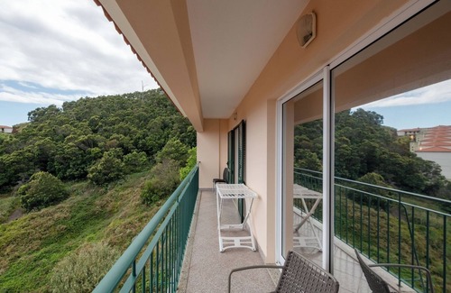 Praia de Santa Cruz Apartamento | Caniço Quintas III by Trip2Portugal - ILHA DA MADEIRA