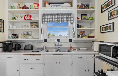 Santa Rosa Apartamento | Cannery Loft @ Railroad Square Top Floor Views