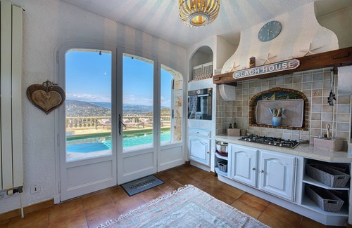 Theoule-sur-Mer Casa | Cannes 15mins. Fabulous sea & mountain views. Beaches, walks, cycling, relaxing