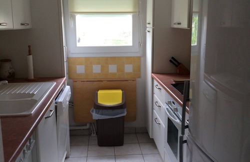 Riou - Petit Juas - Av de Grasse Apartamento | Cannes, apartamento de 3 habitaciones con aparcamiento privado, piscina y WIFI gratuito.
