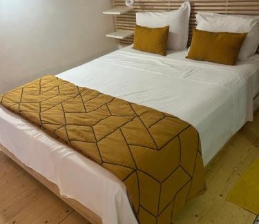 California - Pezou Apartamento | Cannes centre - Superb studio with mezzanine