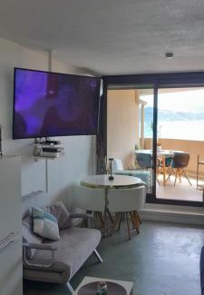 La Bocca Apartamento | Cannes plages du Midi Appartements climatisés Bord de mer de 1 à 6 pers, 2 piscines, Parking privatif inclus
