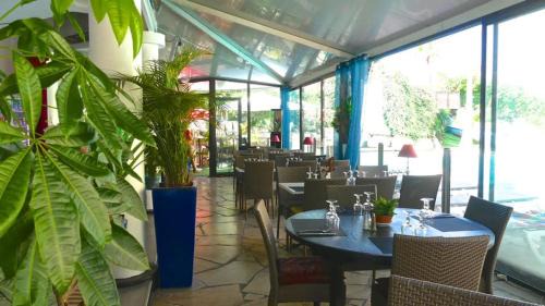 La Bocca Apartamento | Cannes plages du Midi Appartements climatisés Bord de mer de 1 à 6 pers, 2 piscines, Parking privatif inclus