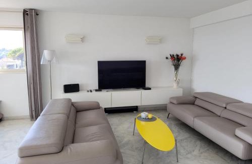 Carnot Apartamento | CANNES Superbe appartement vue mer panoramique