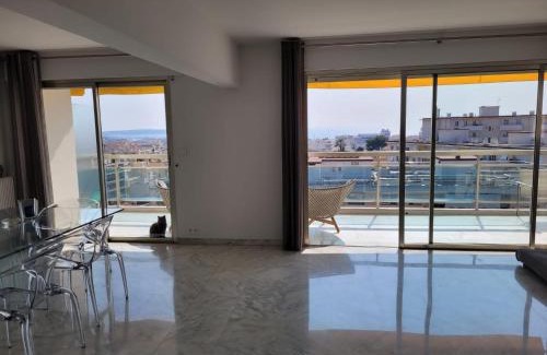 Carnot Apartamento | CANNES Superbe appartement vue mer panoramique