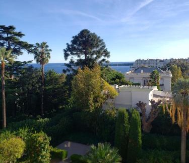 California - Pezou Apartamento | CANNES Vue Mer & Balcon dans Villa Exceptionnelle Belle Époque la Californie