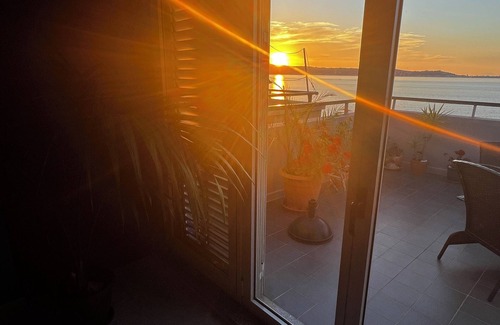 Villa San Giovanni Apartamento | Apartamento panorámico frente al estrecho de Messina