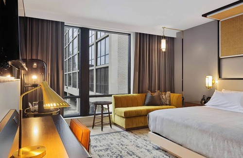 Downtown Memphis Hotel | Canopy by Hilton Memphis Downtown